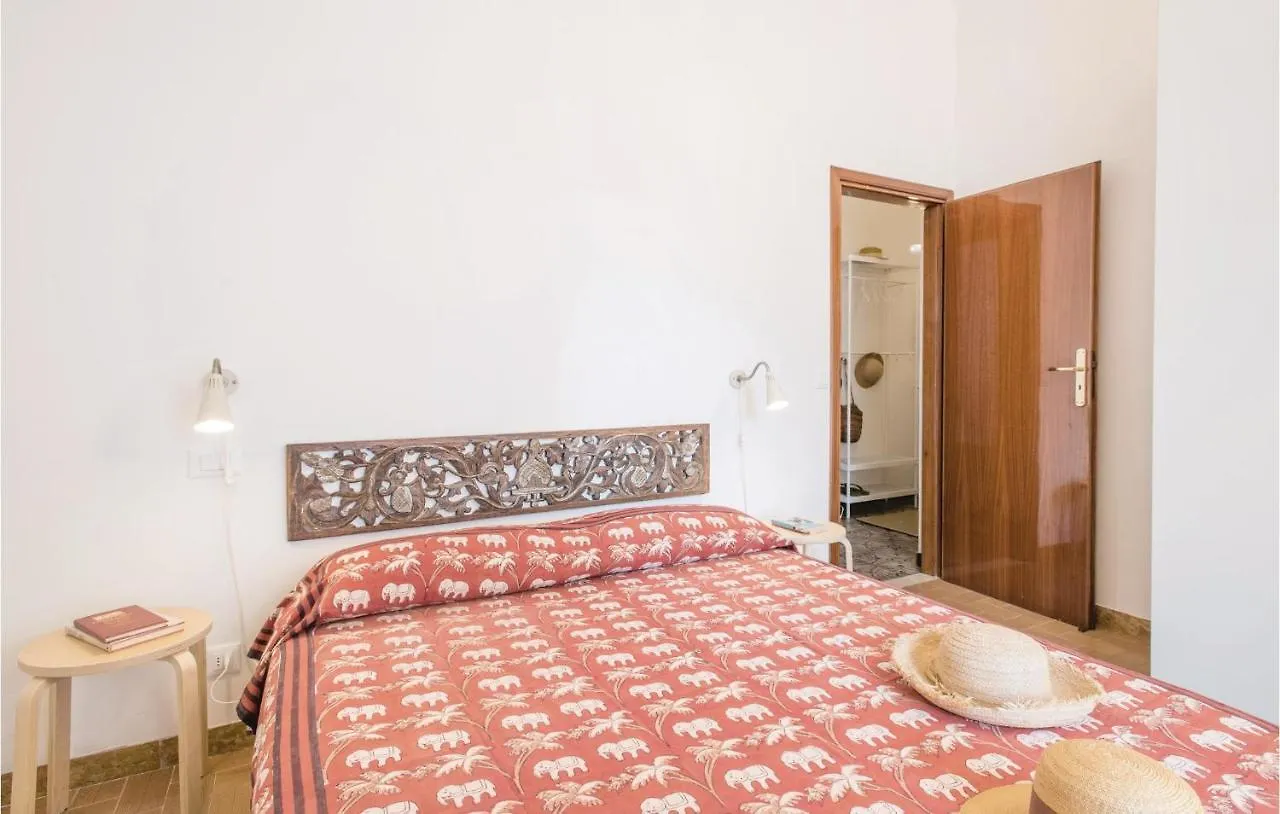 2 Bedroom Nice Apartment In Rimini