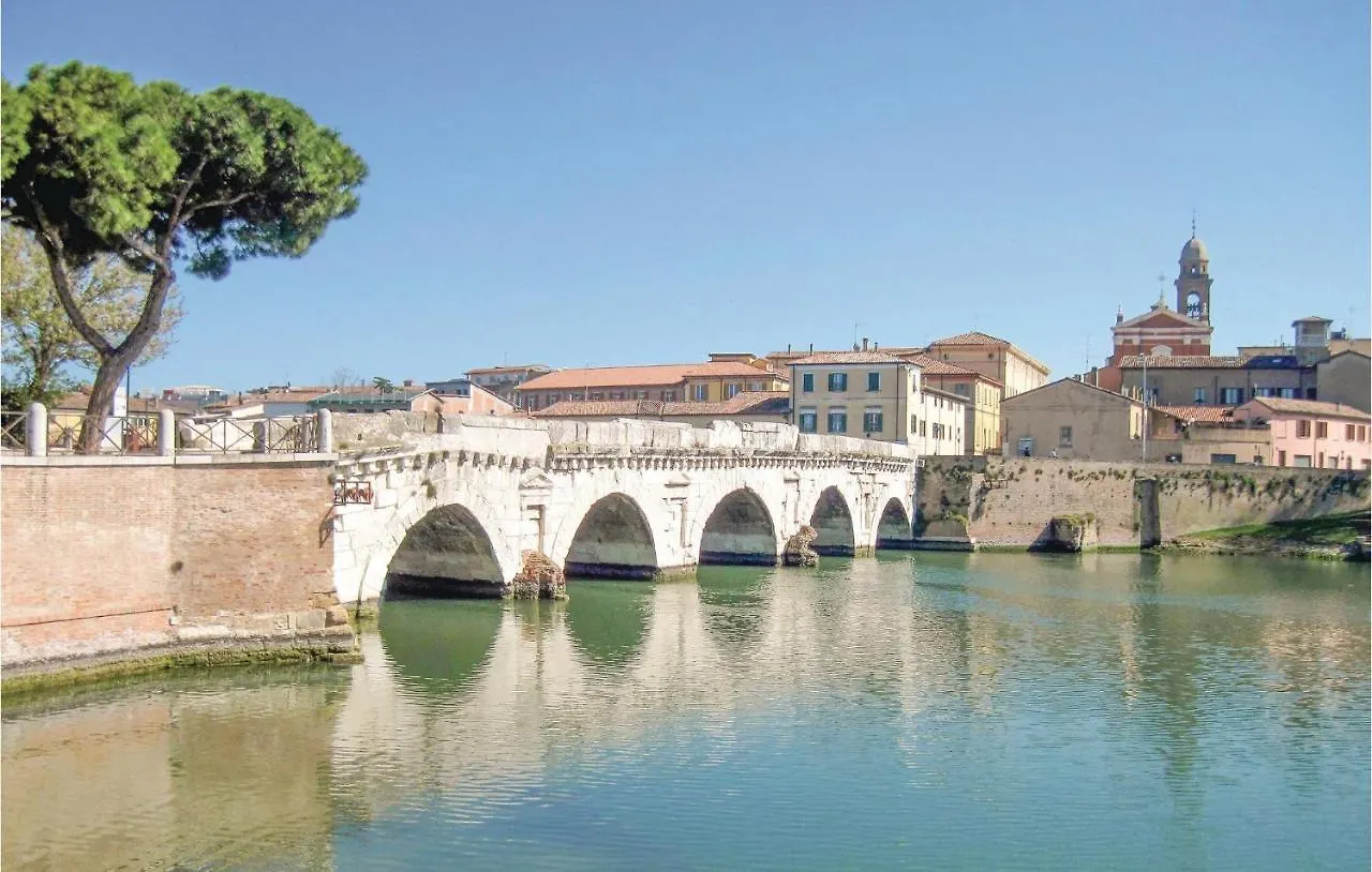 2 Bedroom Nice Apartment In Rimini